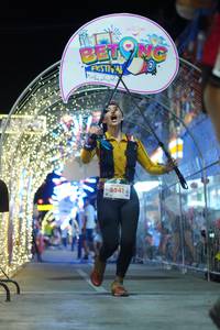 BIB: 454, 5541
                            <button type="button" onclick="openModal(21830468)" class="btn btn-primary btn-sm float-right btn-popup" data-toggle="modal" data-target=".modal-high-quality">
                        <i class="fas fa-shopping-cart"></i> Add to Cart
                    </button>
                                            <button type="button" onclick="isThisMe(21830468, true)" class="btn btn-success btn-sm float-right btn-popup btn-isme hidden" data-toggle="tooltip" data-placement="bottom" title="นี่คือรูปของคุณใช่ไหม คลิกที่นี่เพื่อเอาเข้าอัลบั้ม">
                        <i class="fas fa-plus"></i> Add to album
                    </button>
                    <button type="button" onclick="isThisMe(21830468, false)" class="btn btn-warning btn-sm float-right btn-popup btn-isnotme hidden">
                        <i class="fas fa-ban"></i> Remove from album
                    </button>